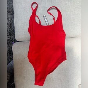 SKIMS SCOOP NECK ONE PIECE in RUBY RED, M